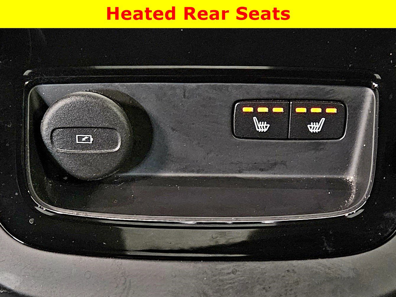 Used 2022 Volvo S60 T8 R-Design w/ Advanced Package image 32