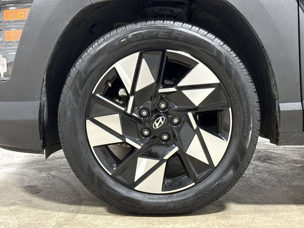 Used 2024 Hyundai Kona SEL FWD image 26