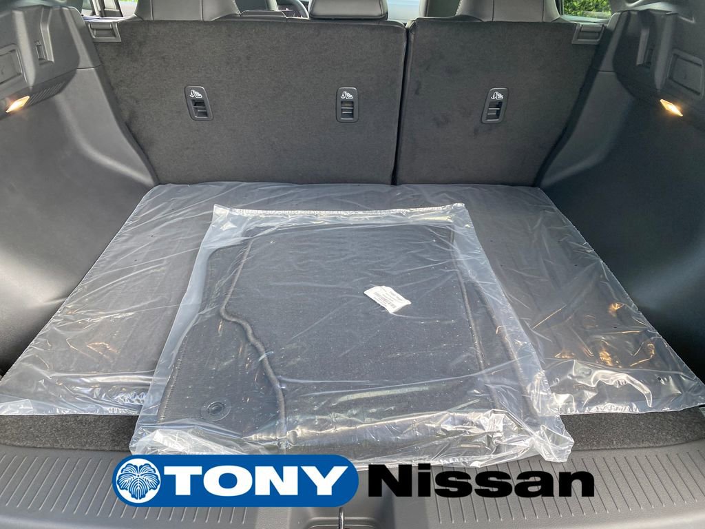 New 2025 Nissan Murano SV image 11