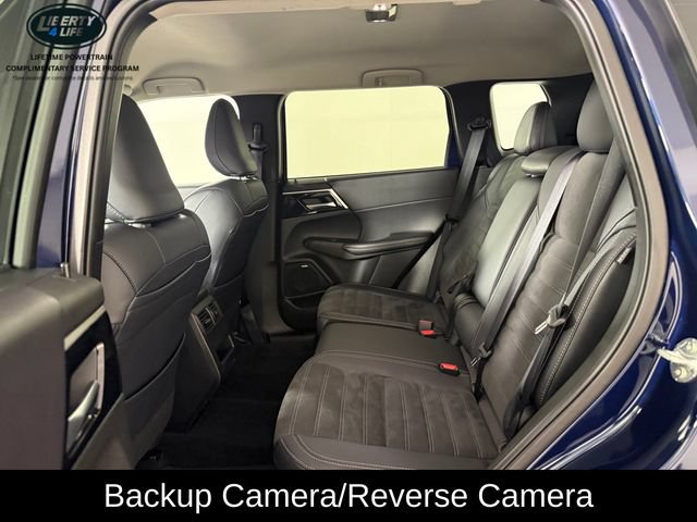 Used 2025 Mitsubishi Outlander SE AWD/4WD image 16