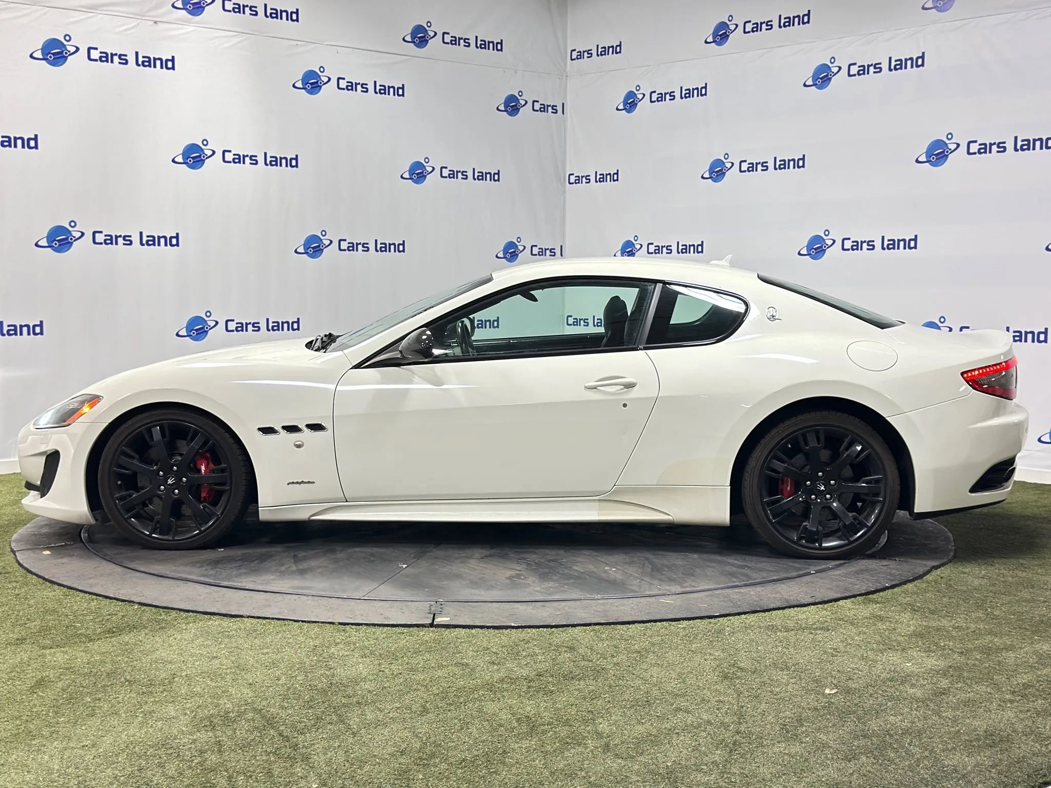 Used 2014 Maserati GranTurismo MC image 7