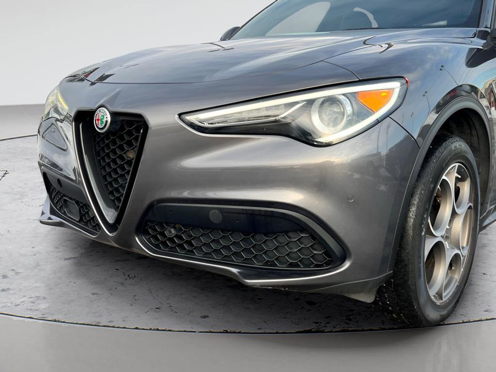 Used 2023 Alfa Romeo Stelvio Sprint RWD image 35