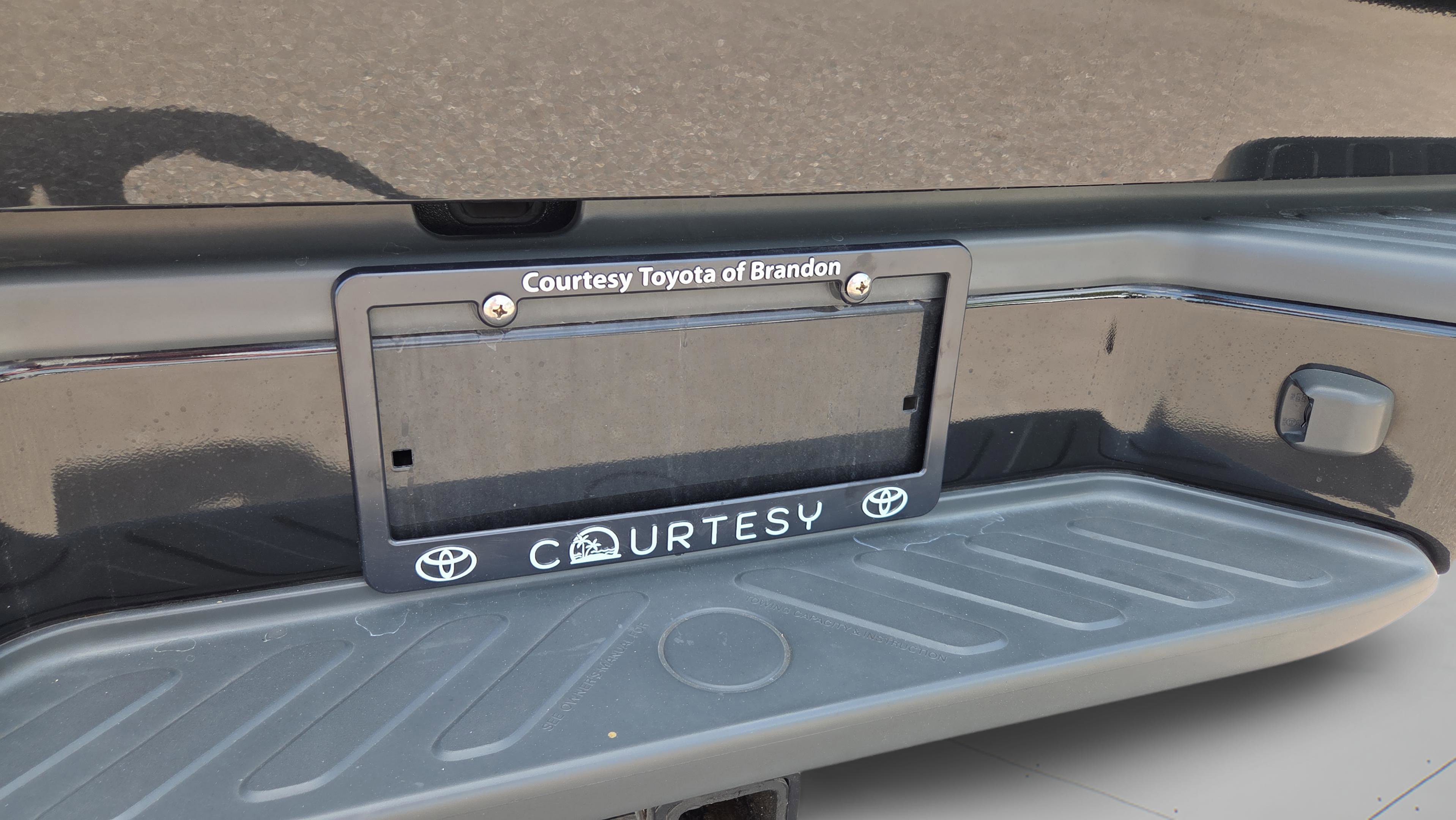 Used 2020 Nissan Frontier SV w/ Midnight Edition Floor Mats RWD image 31