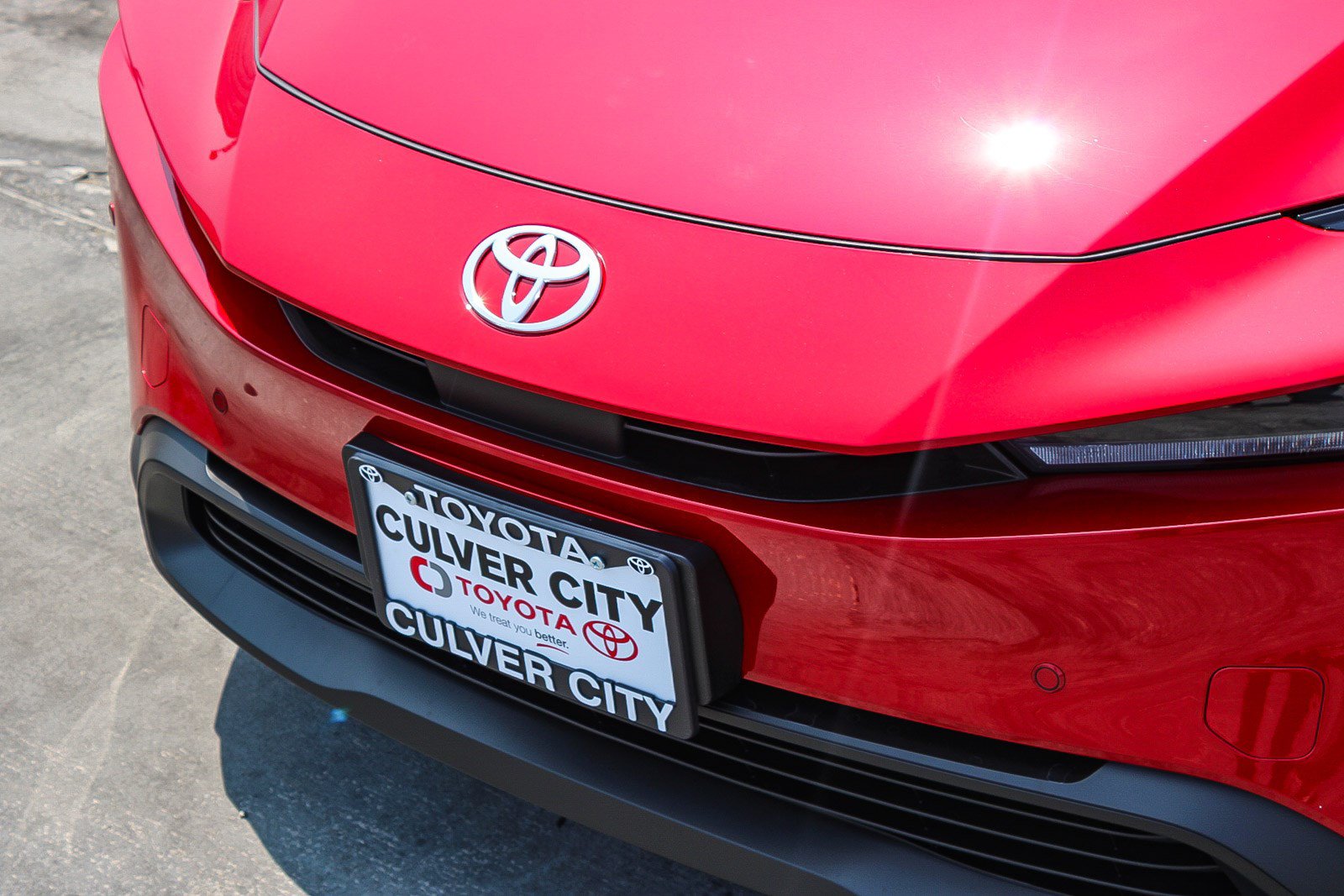 New 2026 Toyota Prius LE FWD image 6