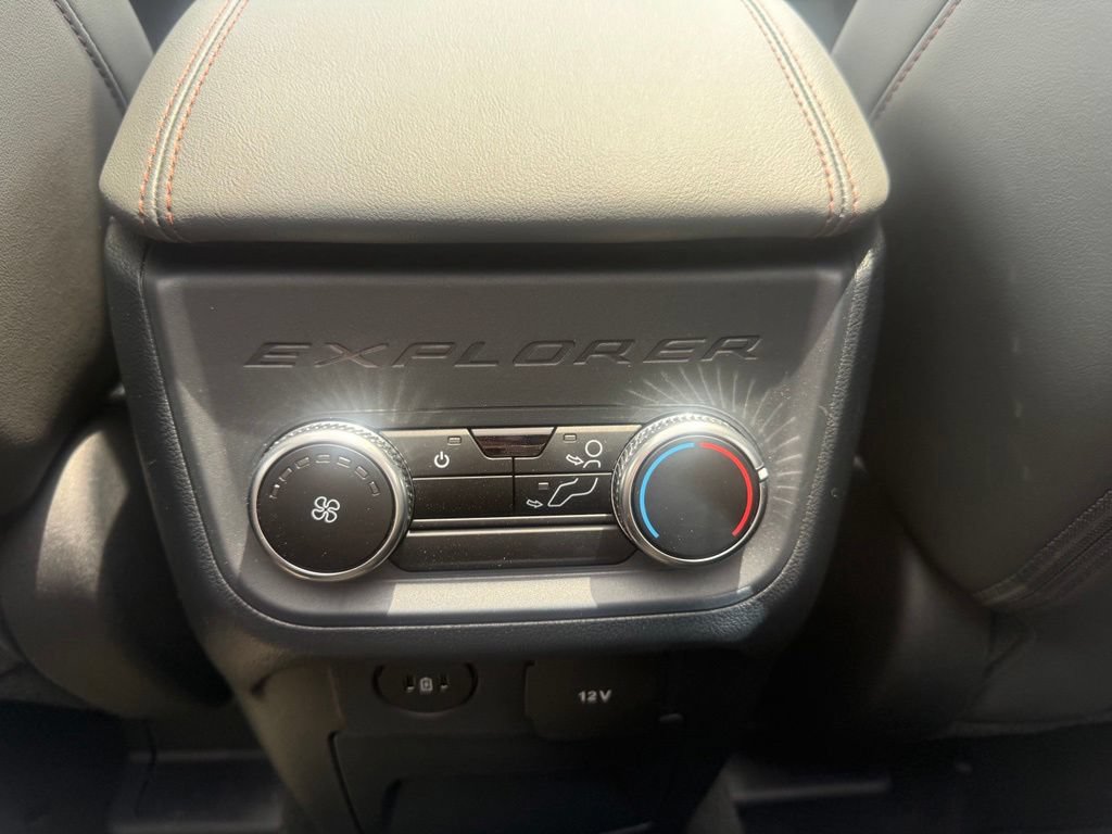 New 2026 Ford Explorer Active w/ Active Comfort Package AWD/4WD image 35