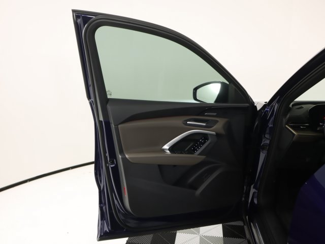 Certified 2025 Audi Q5 Premium w/ Premium Plus AWD/4WD image 10