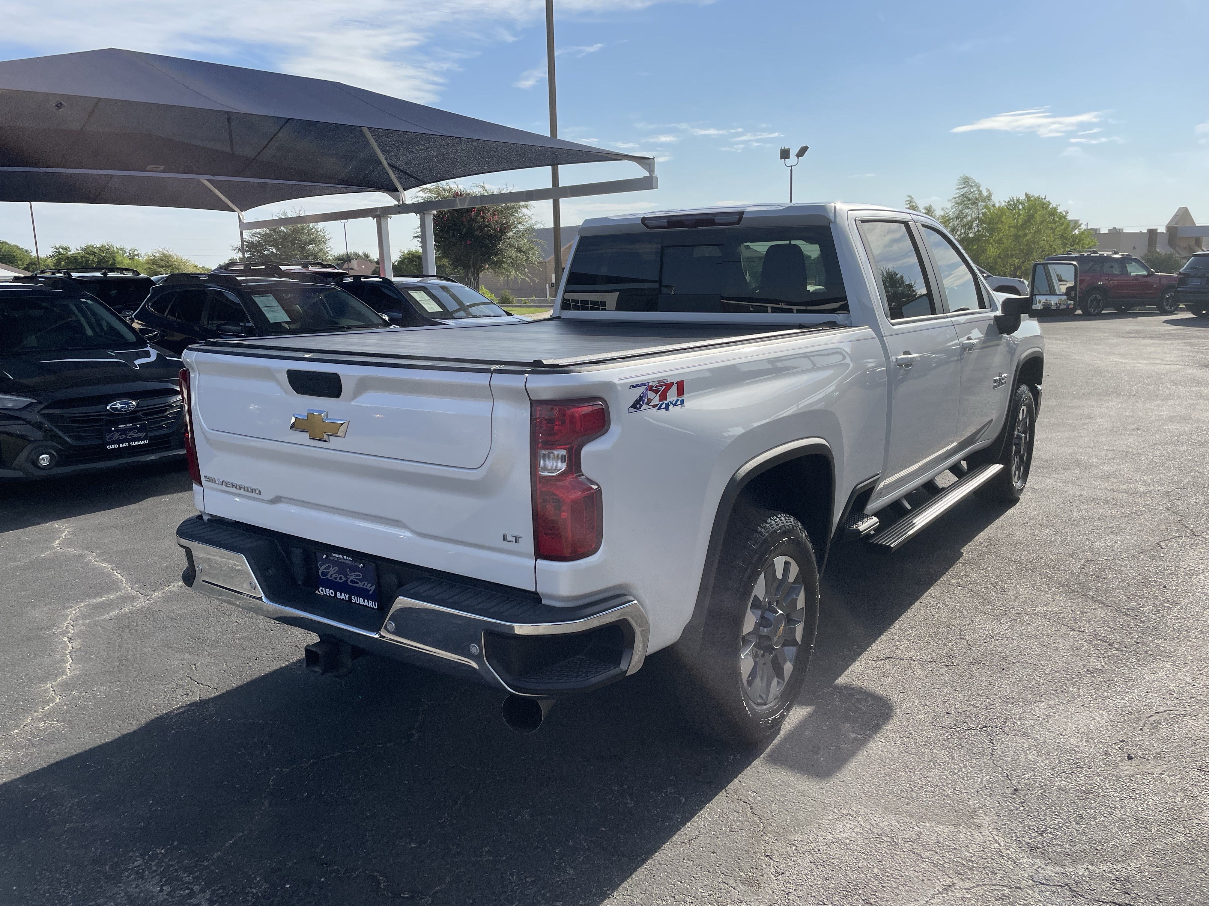 Used 2024 Chevrolet Silverado 2500 LT w/ Texas Edition AWD/4WD image 7