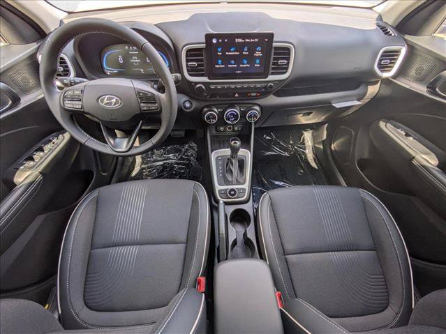 New 2025 Hyundai Venue Limited FWD image 3