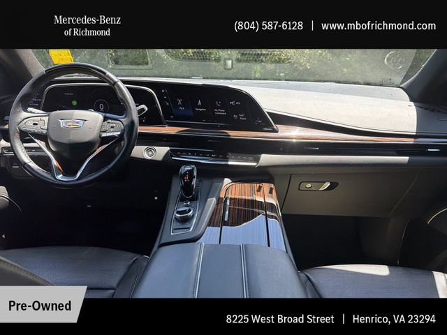 Used 2024 Cadillac Escalade ESV Premium Luxury AWD/4WD image 18