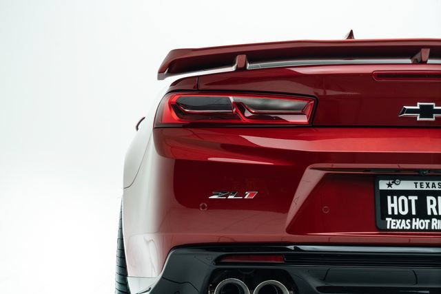 Used 2017 Chevrolet Camaro ZL1 RWD image 17
