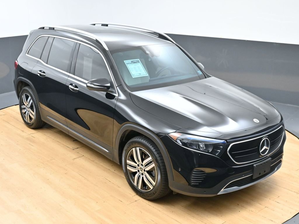 Used 2023 Mercedes-Benz EQB 300 4MATIC w/ Exclusive Package image 49