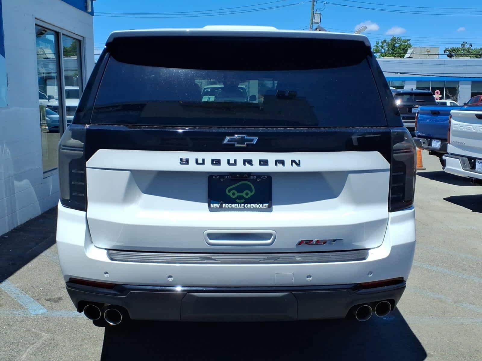 Certified 2026 Chevrolet Suburban RST w/ Advanced Technology Package AWD/4WD image 5