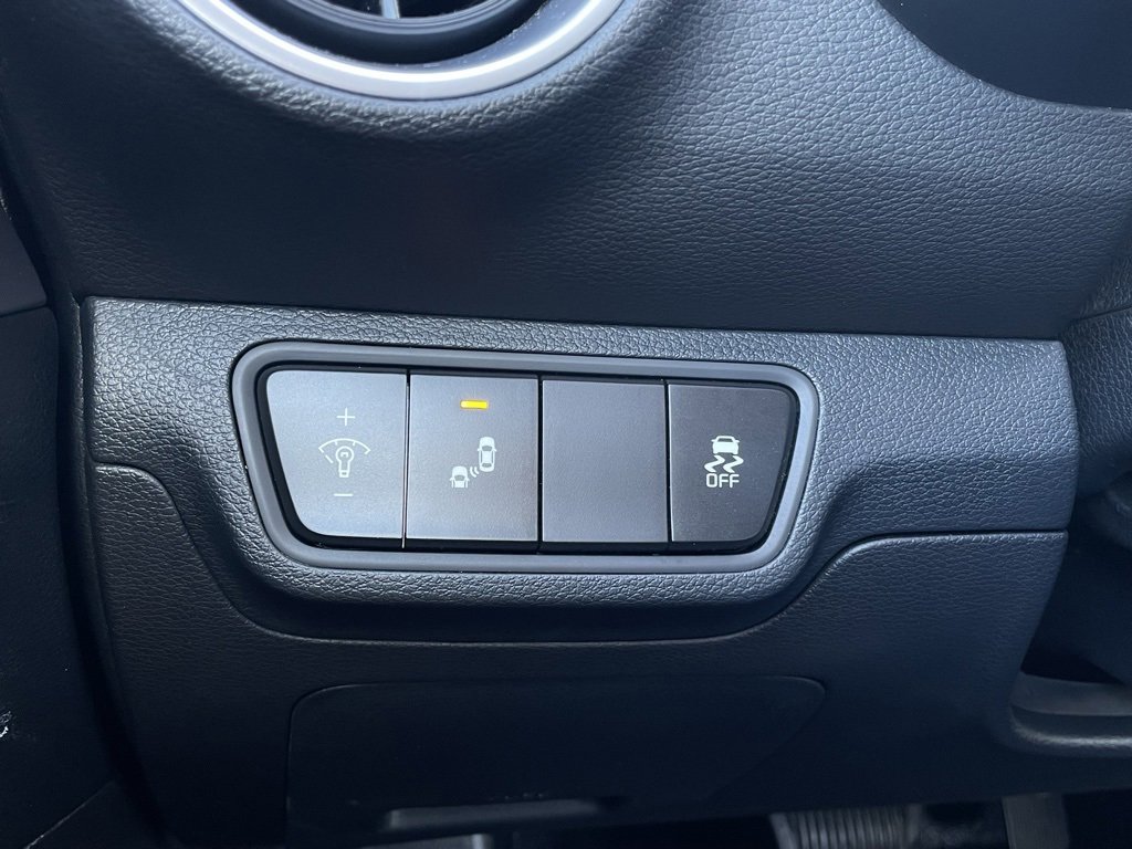 Used 2024 Kia Forte LXS w/ LXS Technology Package image 11