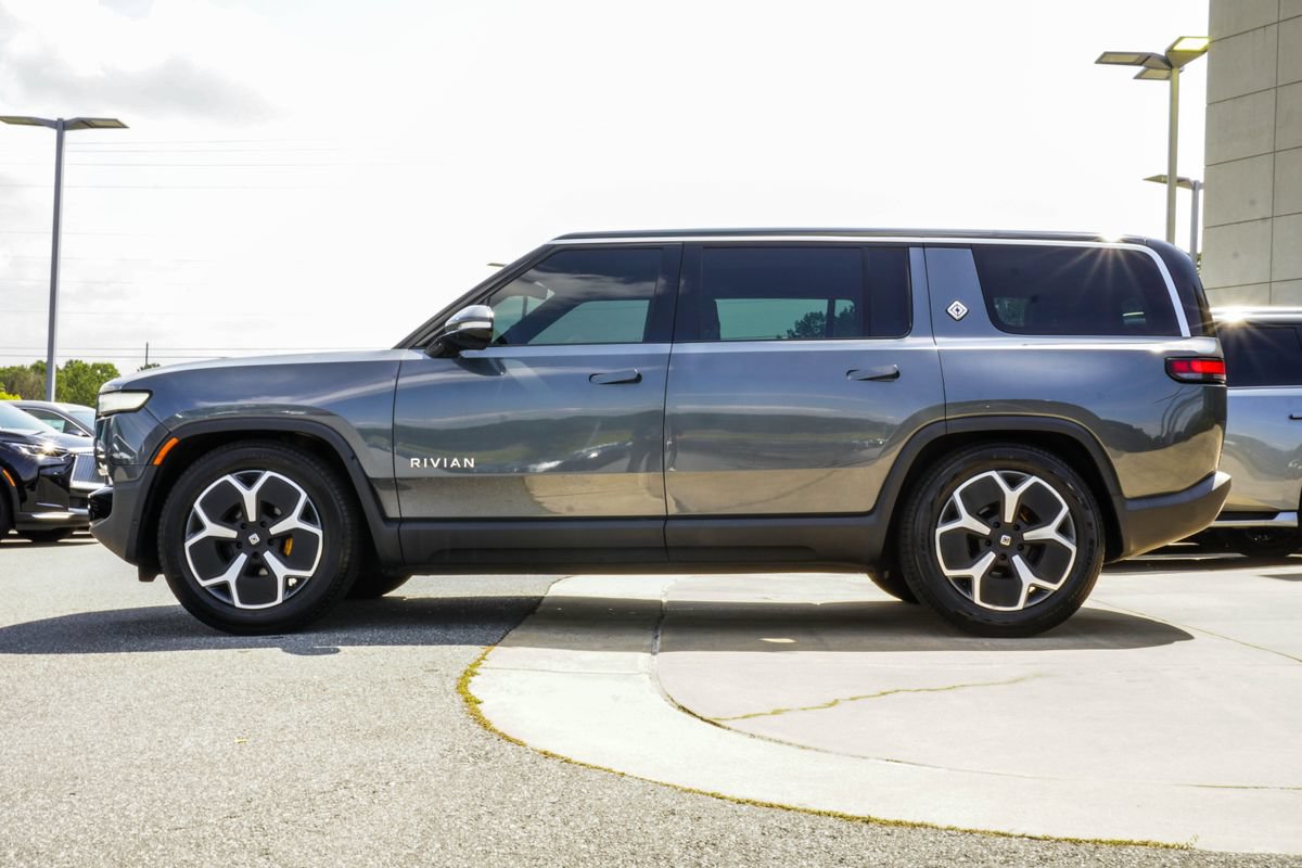 Used 2024 Rivian R1S Adventure Quad AWD/4WD image 9