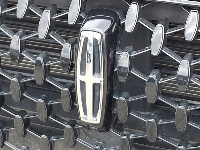 Used 2023 Lincoln Corsair Reserve w/ Equipment Group 201A image 29