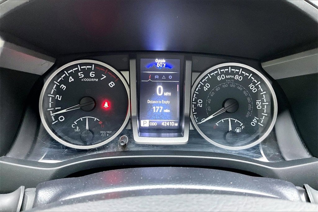 Used 2022 Toyota Tacoma SR5 image 13
