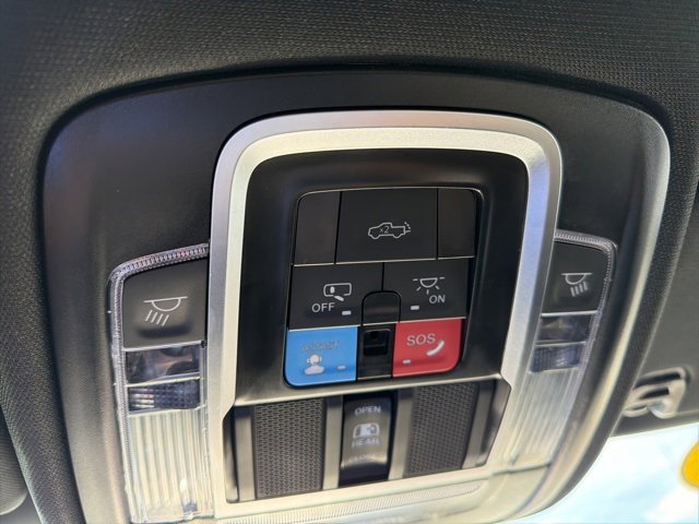 Used 2025 RAM 1500 Laramie w/ Night Edition image 34