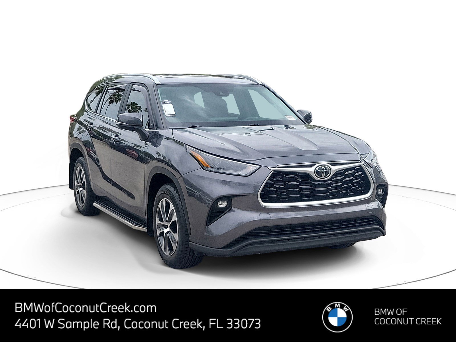 Used 2023 Toyota Highlander XLE FWD image 1