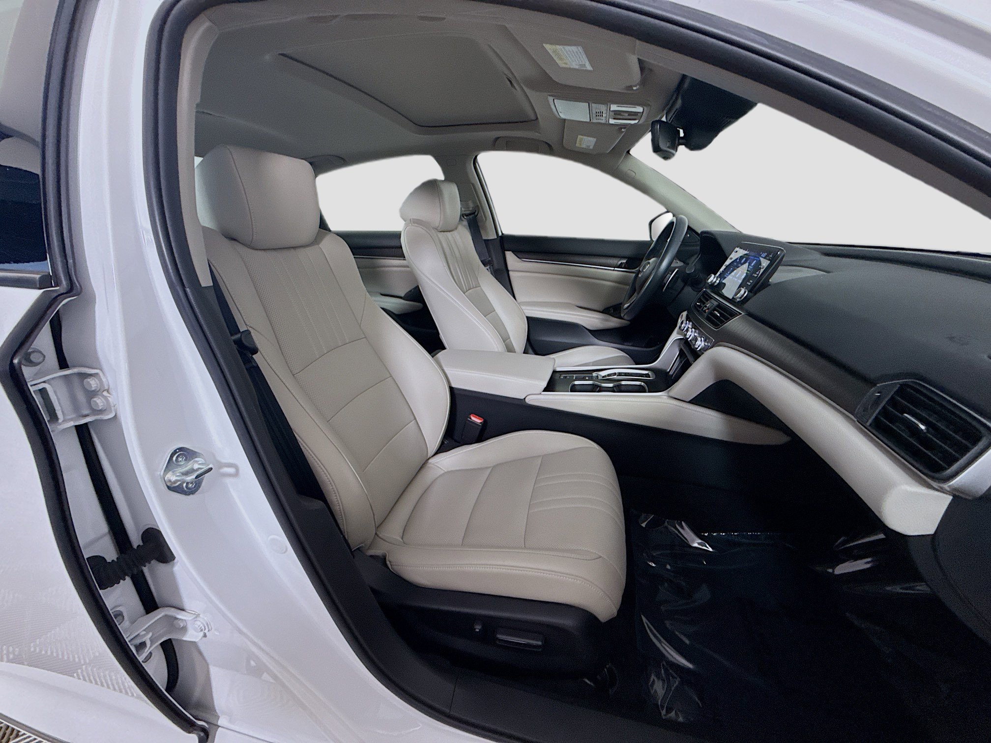Used 2022 Honda Accord EX-L image 29