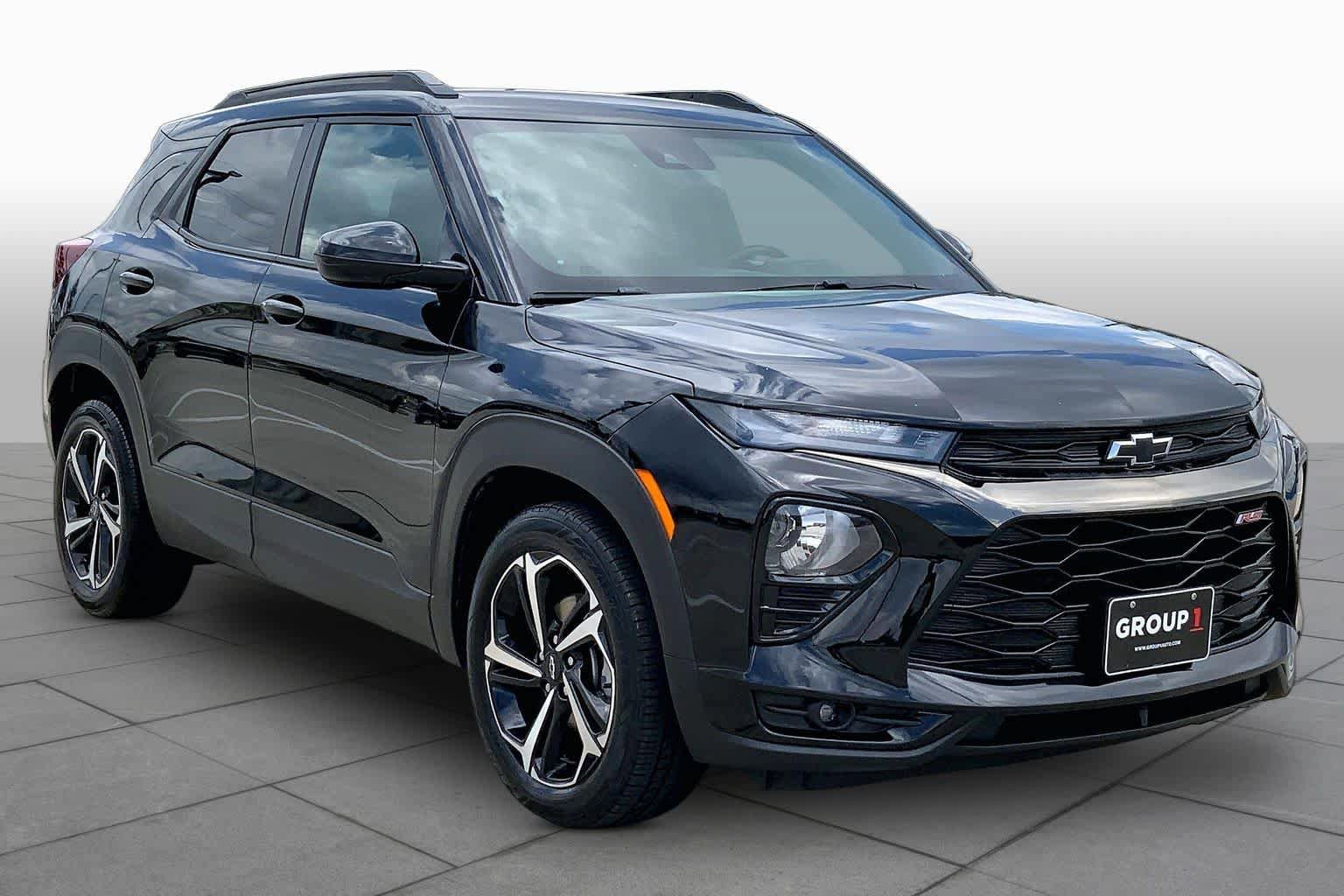 Used 2022 Chevrolet TrailBlazer RS FWD image 3
