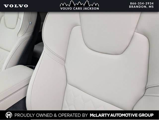 New 2026 Volvo XC90 B6 Plus AWD/4WD image 17