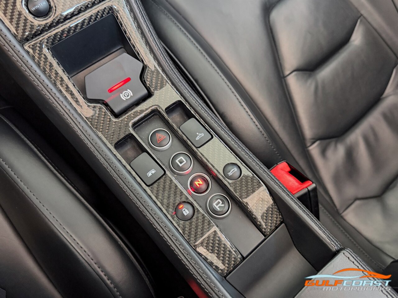 Used 2015 McLaren 650S Spider RWD image 22