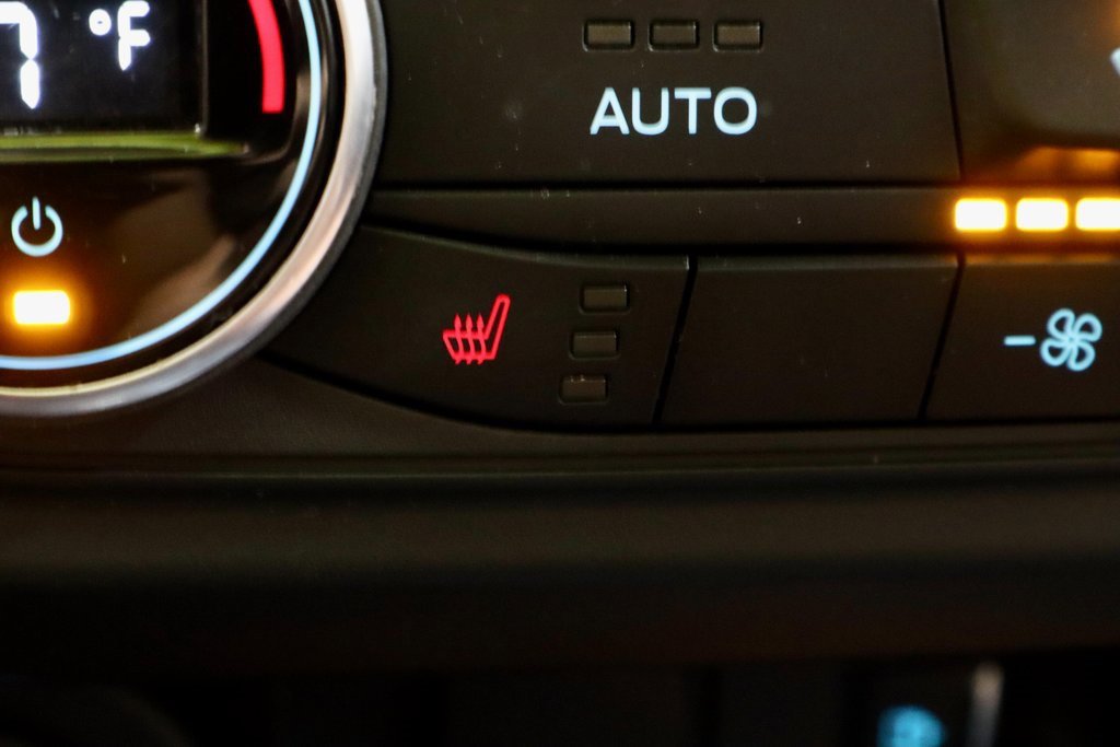 Certified 2022 Ford Maverick Lariat w/ Lariat Luxury Package image 4