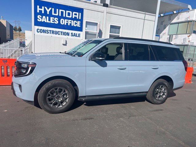 Used 2026 Ford Expedition Active AWD/4WD image 15