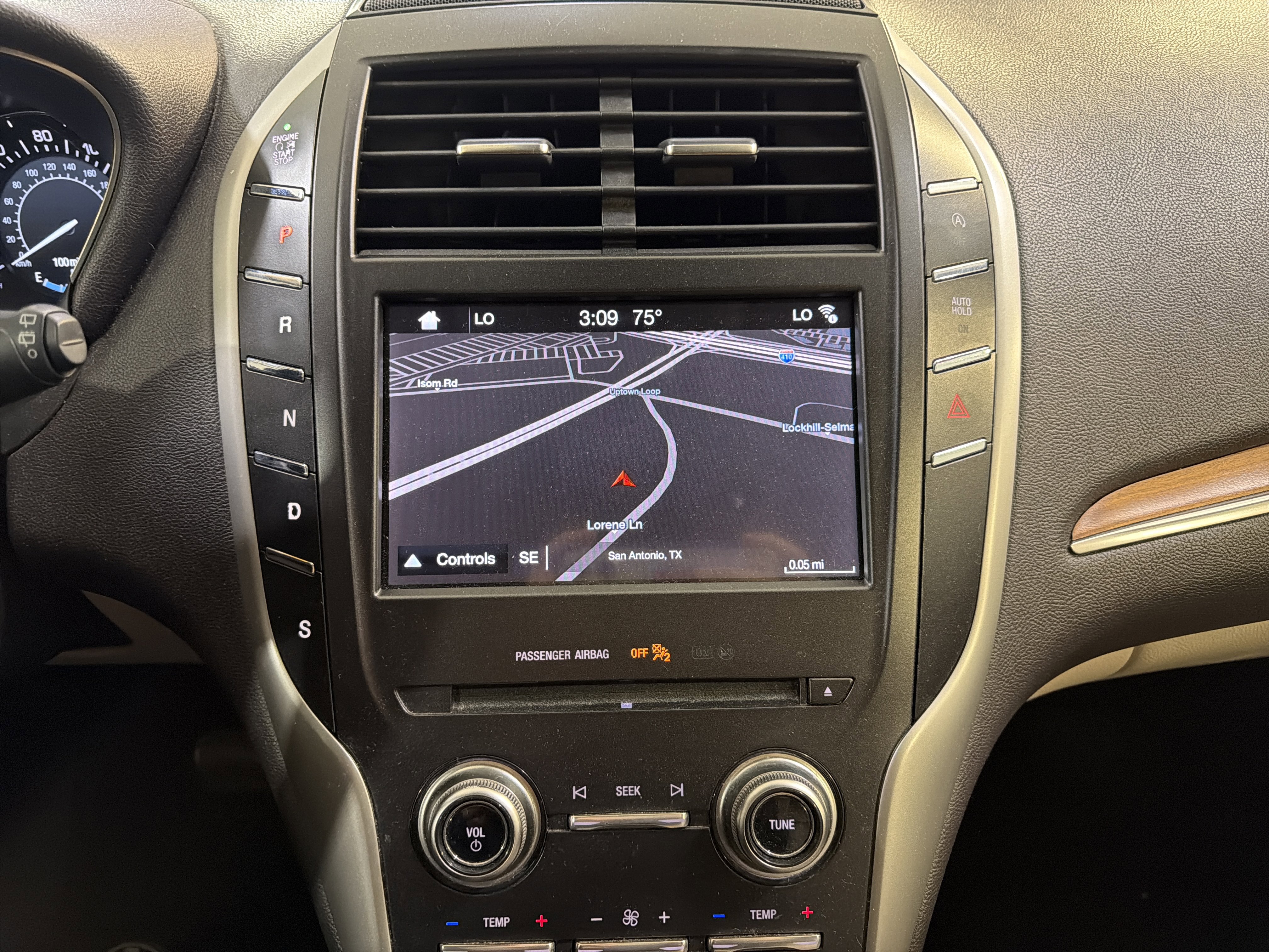 Used 2019 Lincoln MKC Select w/ Select Plus Package FWD image 15