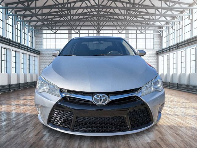Used 2016 Toyota Camry LE FWD image 9