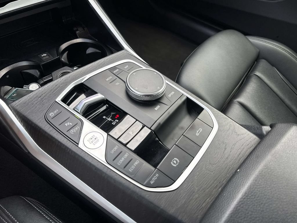 Used 2024 BMW 430i Convertible RWD image 25
