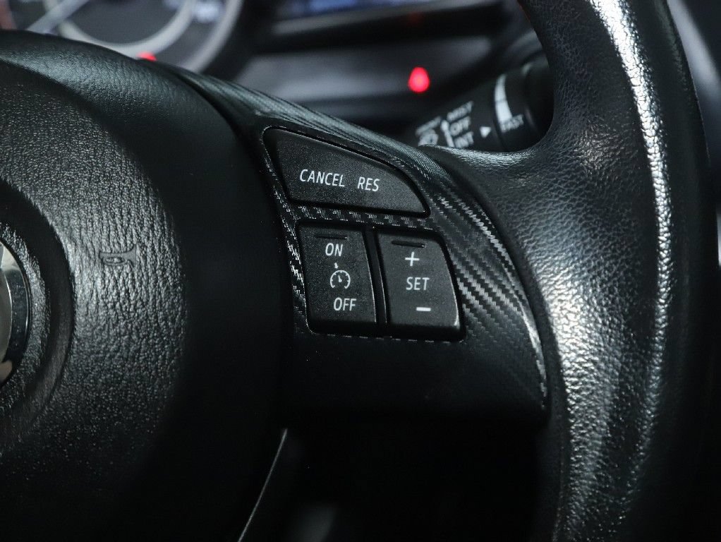 Used 2016 MAZDA MAZDA3 i Sport FWD image 21