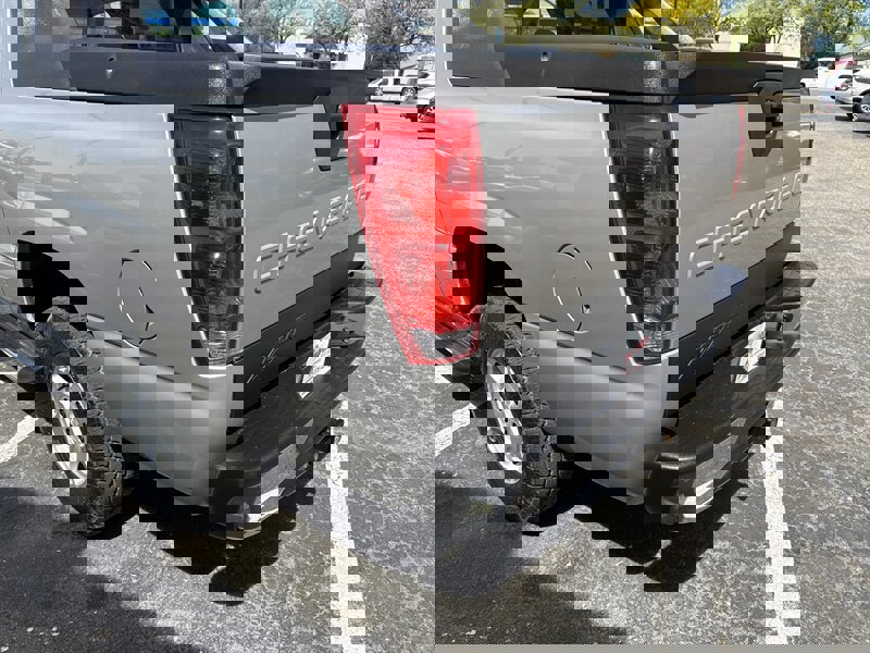 Used 2004 Chevrolet Avalanche 2WD image 7