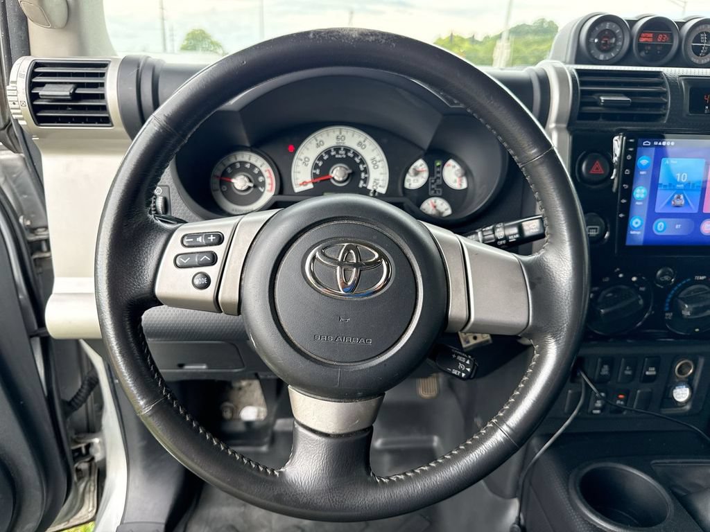 Used 2007 Toyota FJ Cruiser 4WD w/ Upgrade Pkg 2 image 15