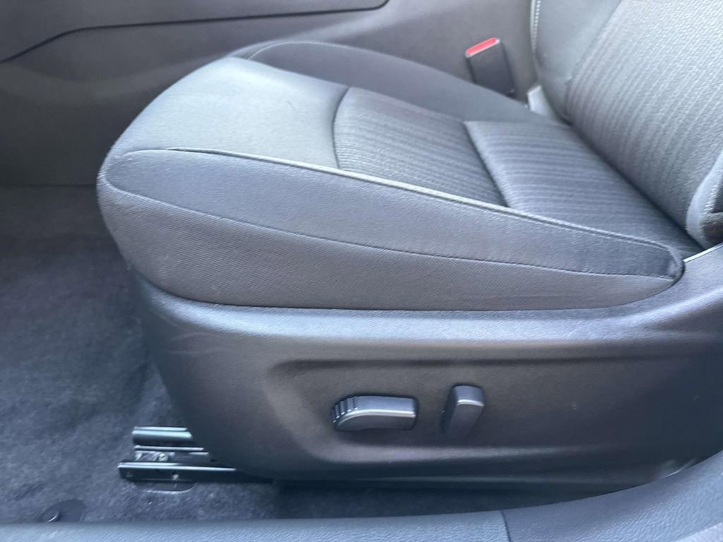 Used 2025 Nissan Altima 2.5 SV image 18