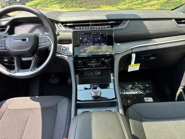 New 2026 Jeep Grand Cherokee Laredo X AWD/4WD image 10