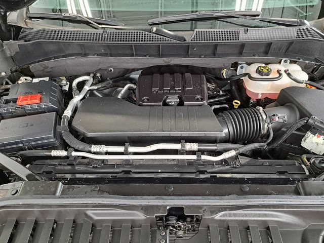 Used 2023 Chevrolet Silverado 1500 LT AWD/4WD image 26