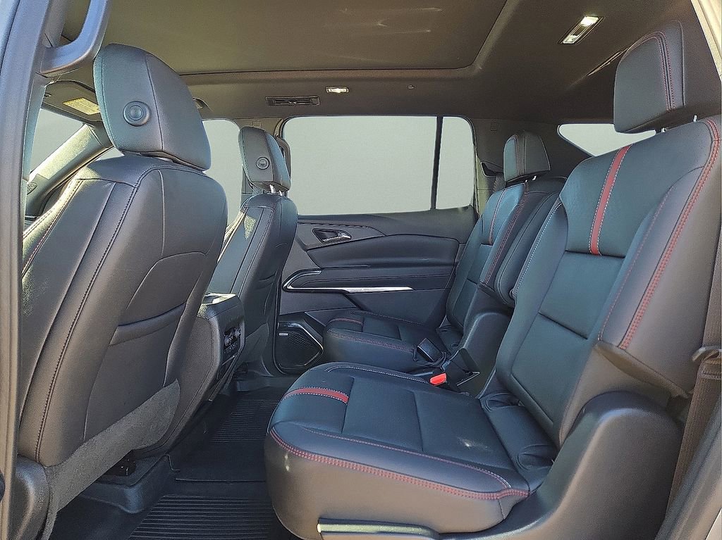 Used 2024 Chevrolet Traverse RS w/ LPO, Floor Liner Package image 17