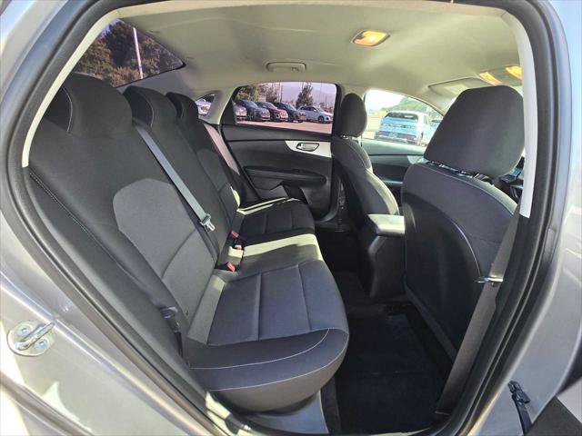 Used 2024 Kia Forte LXS FWD image 12