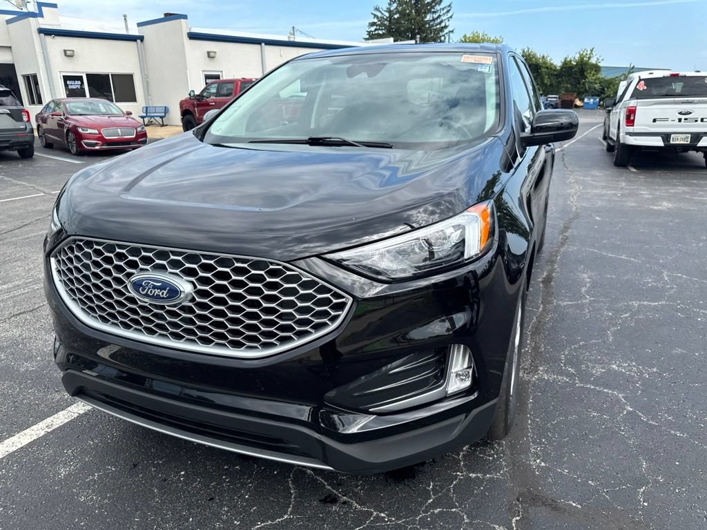 Certified 2024 Ford Edge SEL w/ Convenience Package AWD/4WD image 47