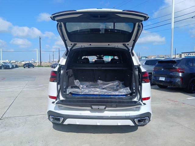 New 2026 BMW X5 xDrive50e AWD/4WD image 9