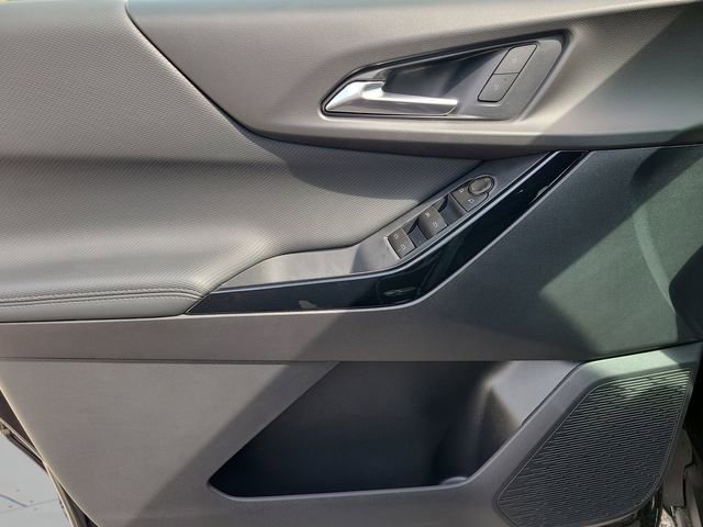 New 2026 Chevrolet Equinox LT w/ Safety and Technology Package image 15