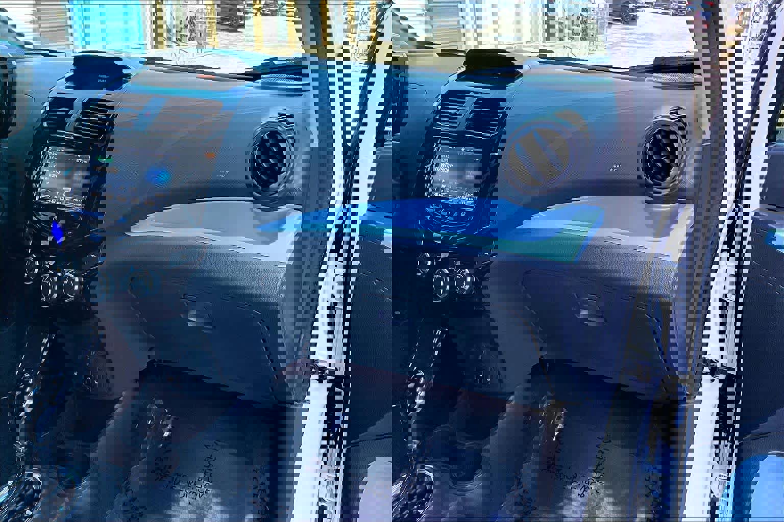 Used 2015 Chevrolet Spark LT image 18