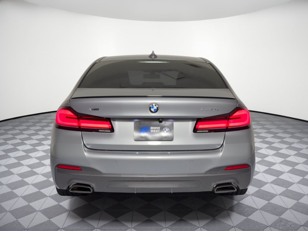 Used 2023 BMW 540i xDrive w/ Executive Package AWD/4WD image 11