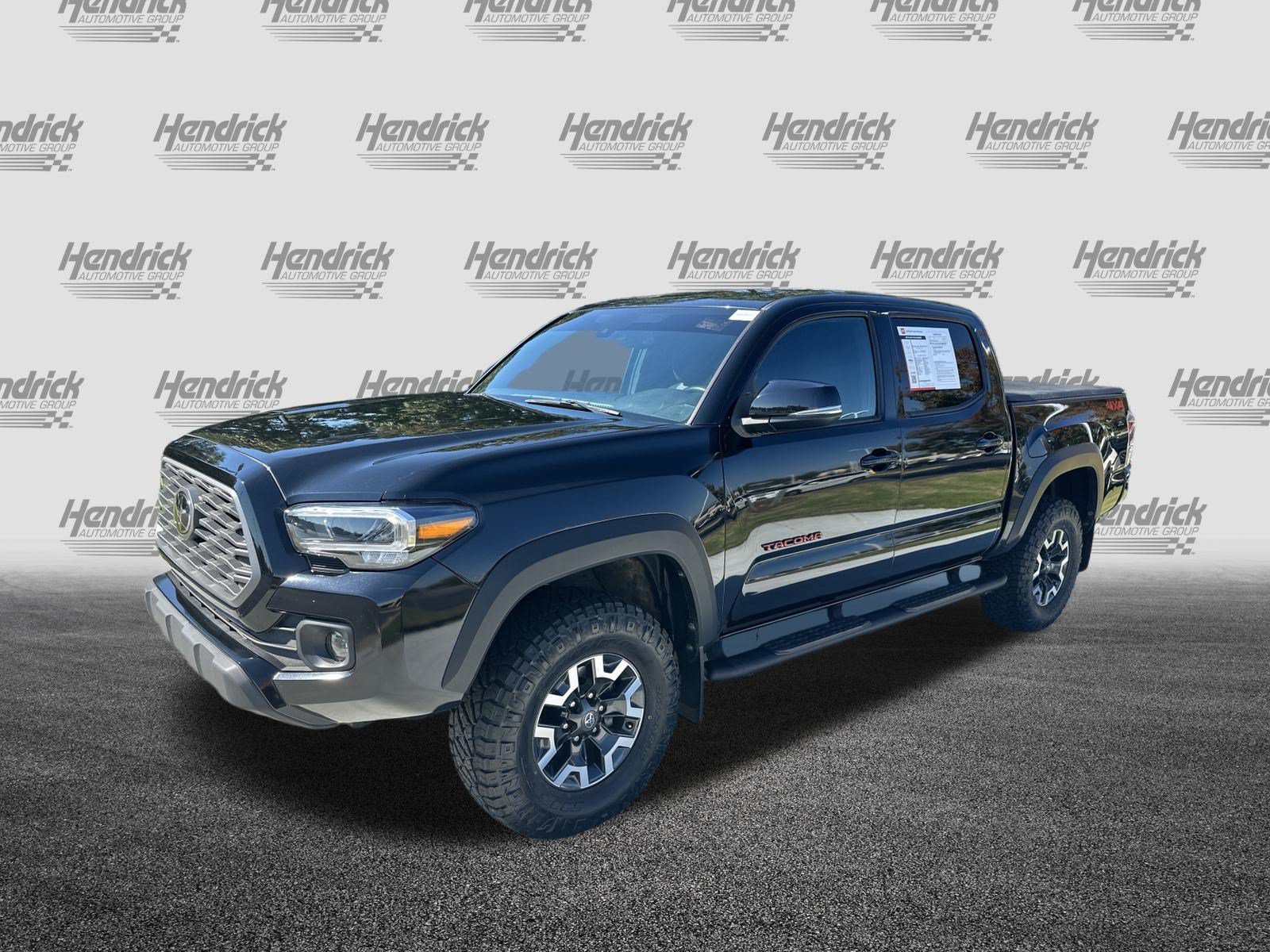 Certified 2022 Toyota Tacoma TRD Off-Road w/ Technology Package AWD/4WD image 5
