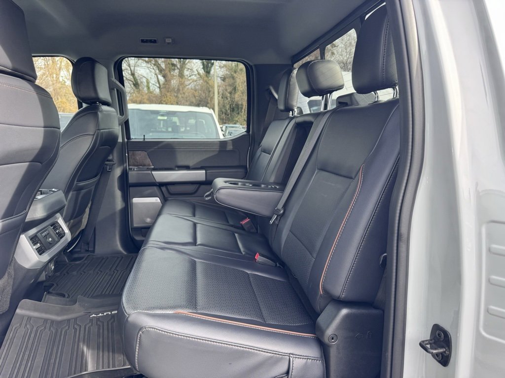 Used 2025 Ford F450 Lariat image 39