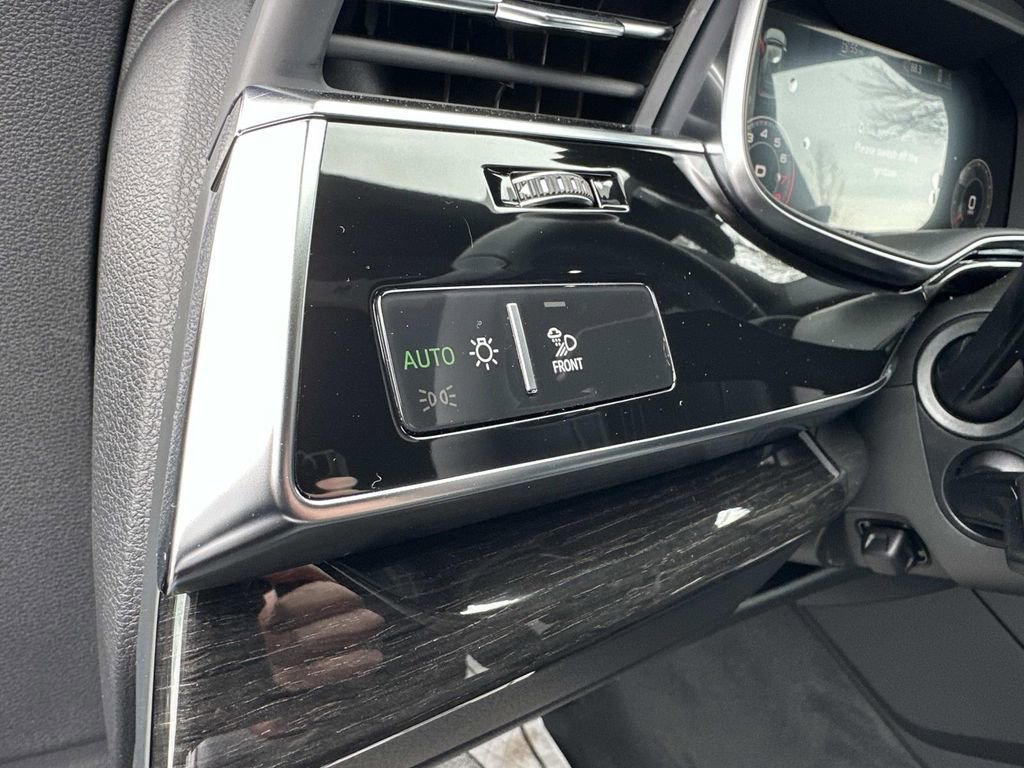 New 2026 Audi Q8 Premium Plus image 15