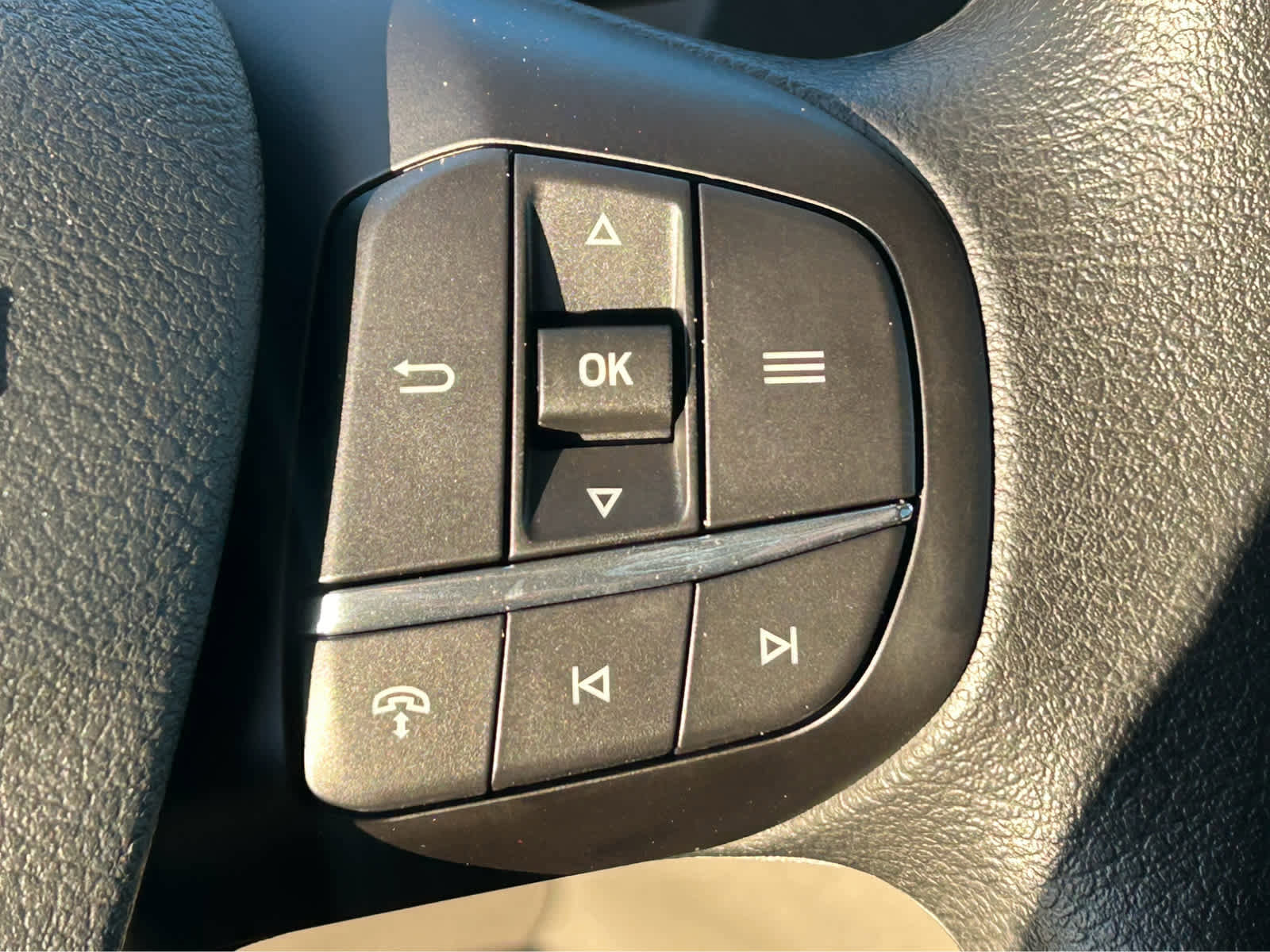 New 2026 Ford Transit 250 148 Medium Roof w/ Load Area Protection Package image 23