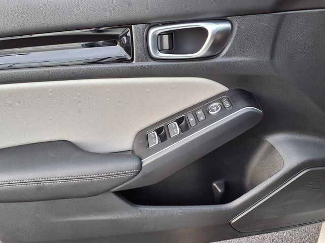 Certified 2025 Honda Civic Sport Touring image 17