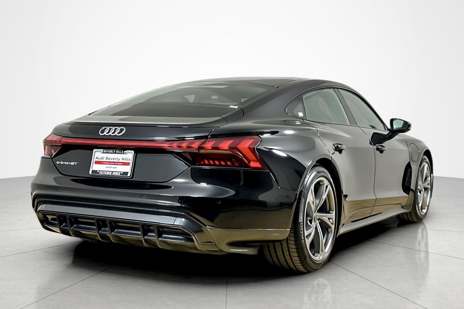 Used 2024 Audi e-tron GT Premium Plus w/ Executive Package AWD/4WD image 5